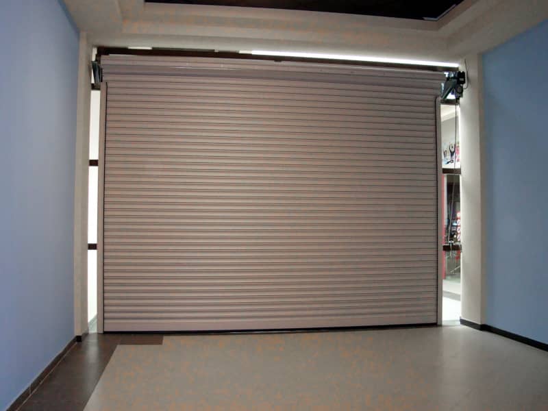 Роллетные ворота DoorHan в Санкт-Петербурге с установкой